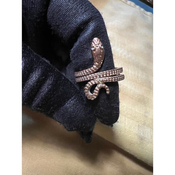 Copper tone metal coiled snake ring serpent witchy reptile jewelry - Picture 2 of 8
